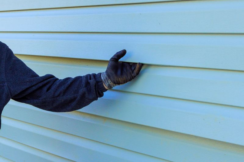 Final Quality Check in Vinyl Siding Repair